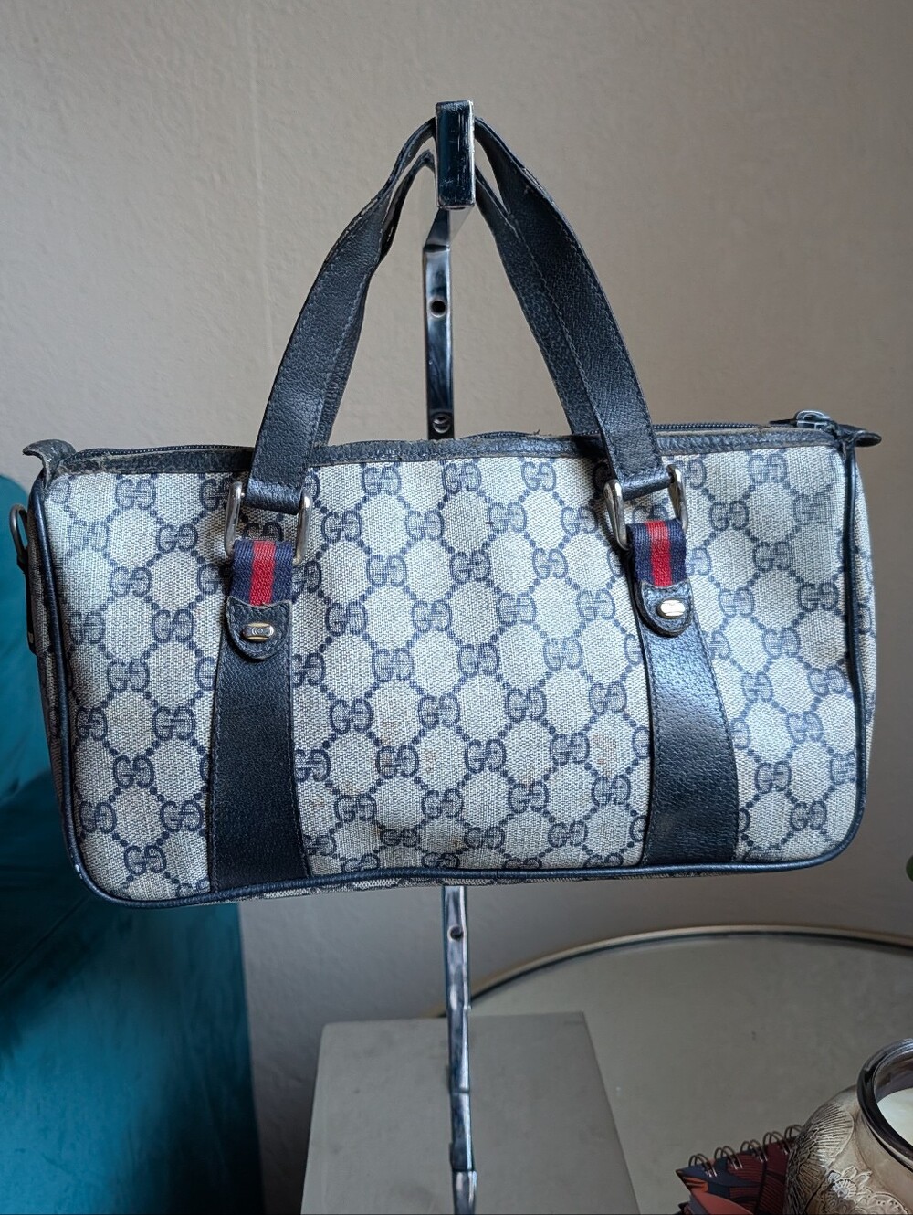 GUCCI Vintage Shoulder Bag 💙💙